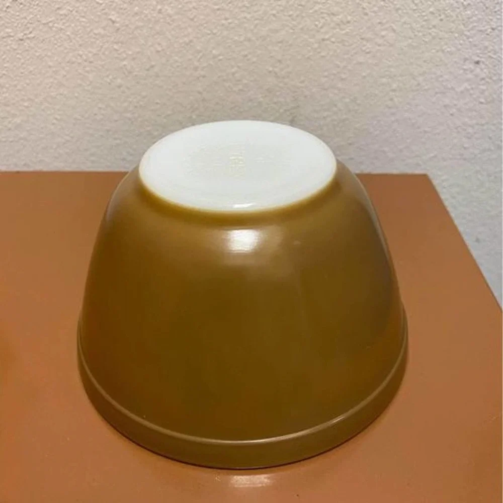 Pyrex Brown #401 - Picture 3 of 4